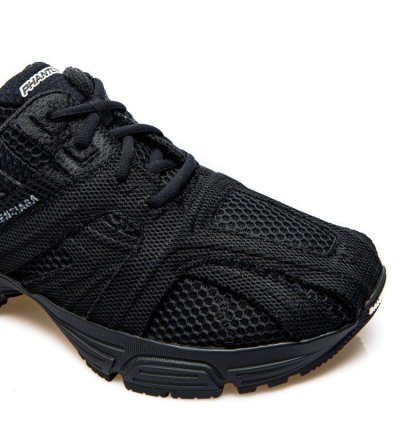 o1loc1c0424 678869 Phantom Sneakers in Black