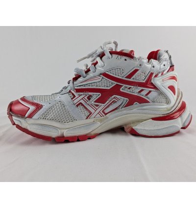 o1rshd1 Bicolor Mesh Runner in White Red