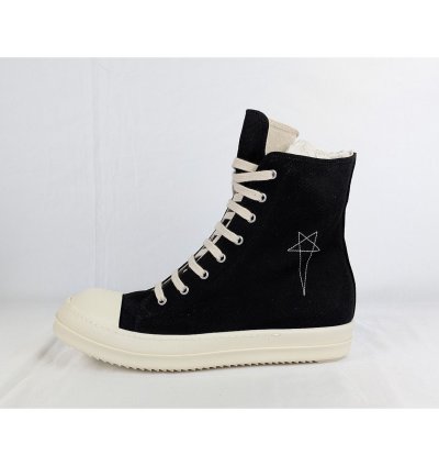 o1rshd1 High-Top Sneakers in Black Milk