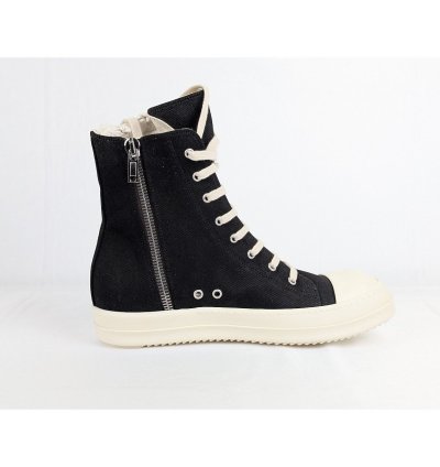o1rshd1 High-Top Sneakers in Black Milk