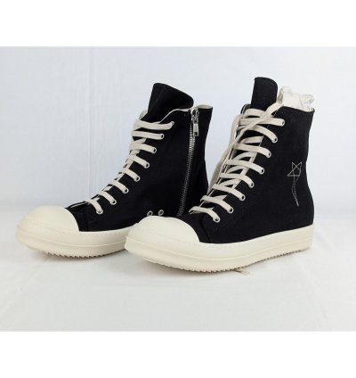 o1rshd1 High-Top Sneakers in Black Milk