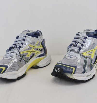 o1rshd1 Low Top Sneakers in Blue Yellow