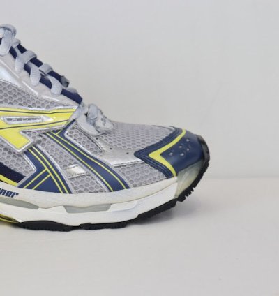 o1rshd1 Low Top Sneakers in Blue Yellow