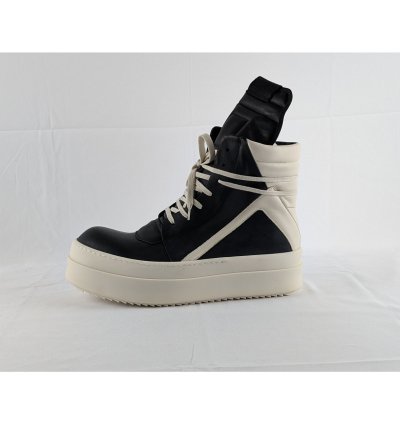 o1rshd1 Mega Bumper Geobasket Sneakers in Black Milk