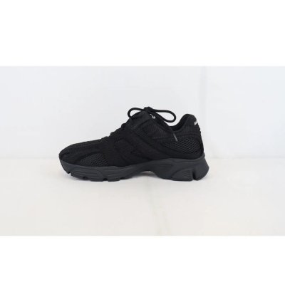 o1rshd1 Monocolor Fabric Mesh Phantom Sneaker in Black