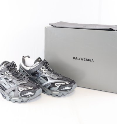 o1rshd1 Track 2 Open Sneakers in Grey Black