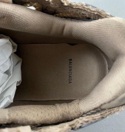 Balenciaga Runner Graffiti White