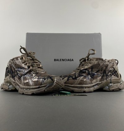 Balenciaga Runner Graffiti White