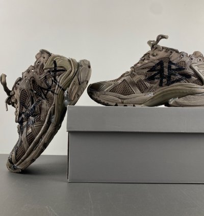 Balenciaga Runner Graffiti White