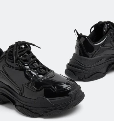 o1s1rm0424 Triple Sneakers in Black