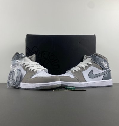 Jordan 1 Mid SE White Medium Grey Cool Grey