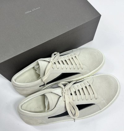Off white vintage suede sneakers