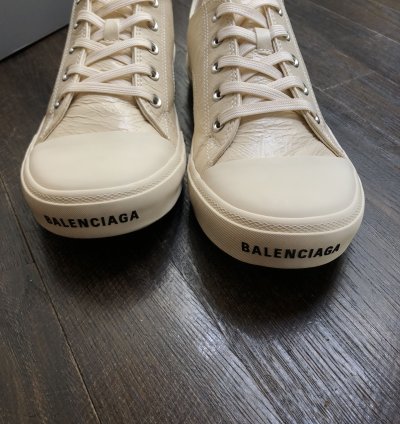 Paris leather low-top sneaker