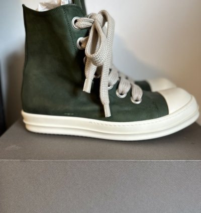 RAMONES MOSS MILK MILK