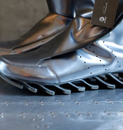 RARE NEW OLD STOCK Metallic Silver Springblade High