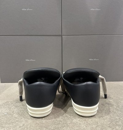 RICK OWENS - Jumbo Lace Low Black Milk