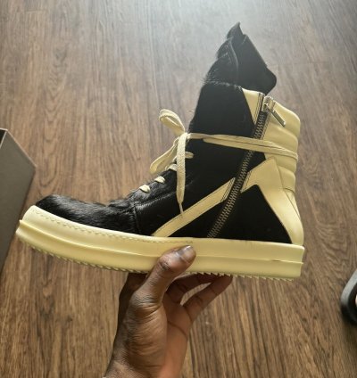 RICK OWENS Black Fur Sneakers