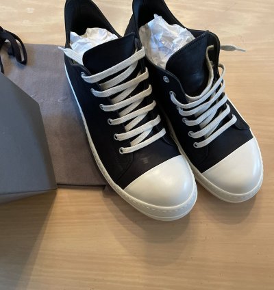RICK OWENS LOW LEATHER RAMONES NWT