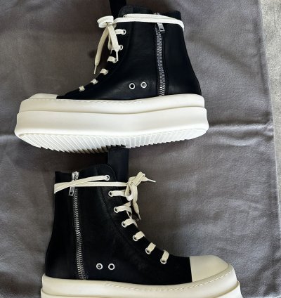 Rick Owens Mega Bumper Sneaks SZ 42 Black leather NWB
