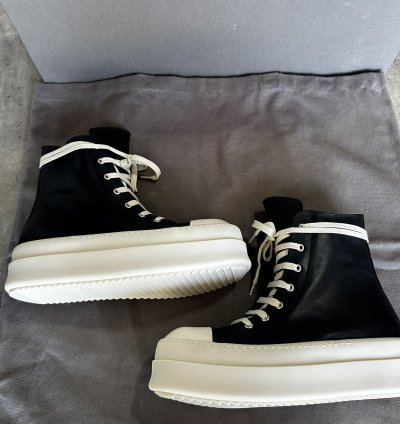 Rick Owens Mega Bumper Sneaks SZ 42 Black leather NWB