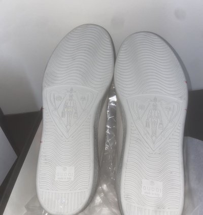 Ace blade print sneaker sz 10us(9 in Gucci)