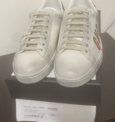 Ace blade print sneaker sz 10us(9 in Gucci)