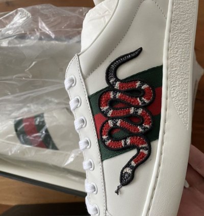 Ace Embroidered Low Snake