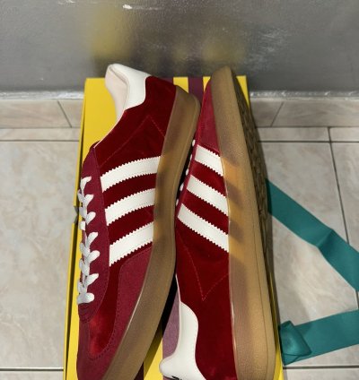 Adidas Gucci Gazelle Red Softy Velvet 707848 9STU0 6360