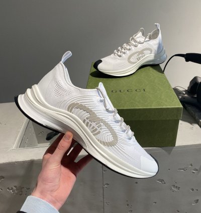 Black Week Sale Gucci Run Sneaker