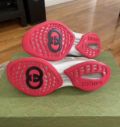 Brand New Gucci Run Sneakers Grey Orange Red sz 6 5 7