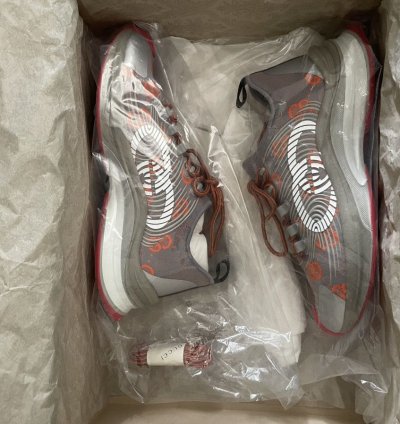 Brand New Gucci Run Sneakers Grey Orange Red sz 6 5 7