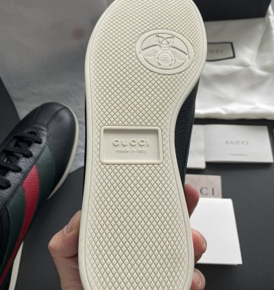 Brand New Rare Super Runway Web ACE Bee Leather Sneaker