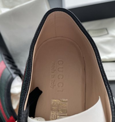 Brand New Rare Super Runway Web ACE Bee Leather Sneaker