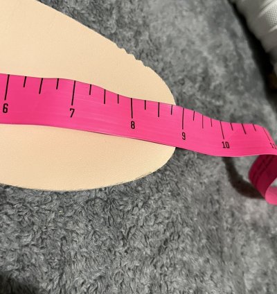 Fits (3-3 5 Mens) Gucci Flashtrek Crystals White Gold Pink