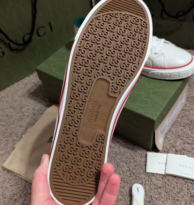 Gucci 1977 leather sneakers