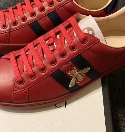 Gucci Ace Bee Stripe Logo Embellished Sneakers Size 8 5