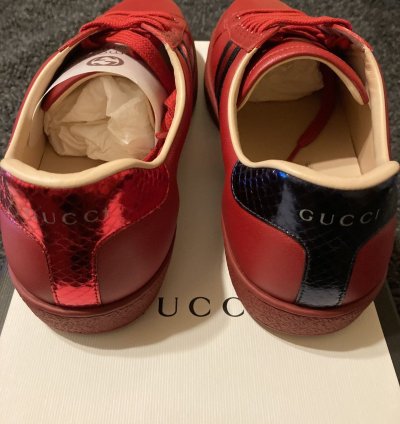 Gucci Ace Bee Stripe Logo Embellished Sneakers Size 8 5