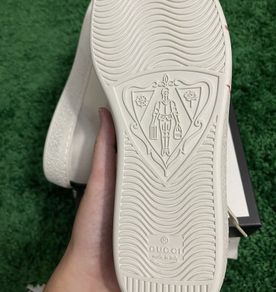 Gucci ACE Blade Logo Sneaker size UK9 US9 5