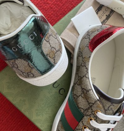 Gucci Ace GG Supreme Bees Sneaker Size 11