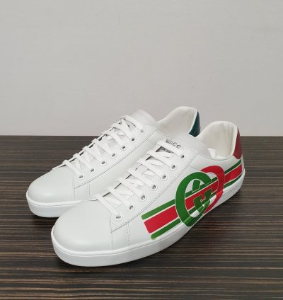 Gucci ace low top sneakers 10