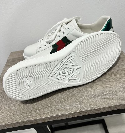 Gucci Ace Sneaker with Apple logo
