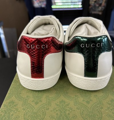 Gucci ace white bee sneaker
