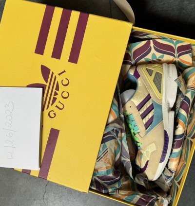 Gucci Adidas Suede Madeira sneaker