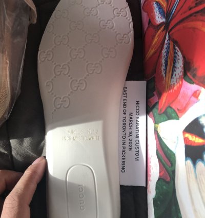 Gucci distressed GG screener
