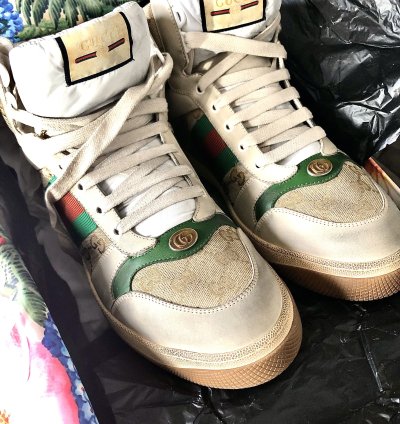 Gucci distressed GG screener