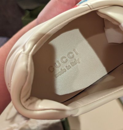 Gucci exquisite sneakers