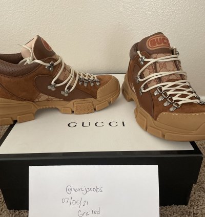 Gucci Flashtrek Sneakers