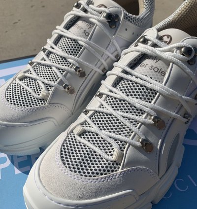 Gucci Flashtrek White Leather Sneakers