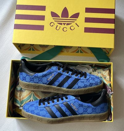 GUCCI GAZELLE BLUE LOGO MONOGRAM RARE