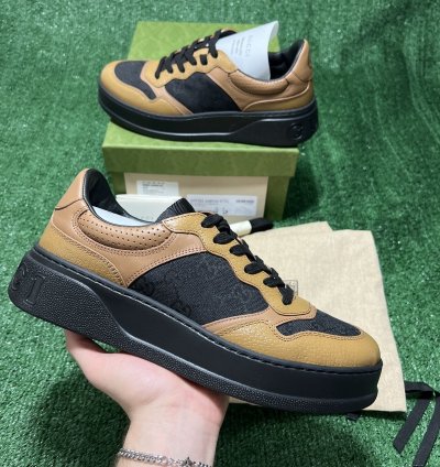 Gucci GG Embossed Black Brown Size 7